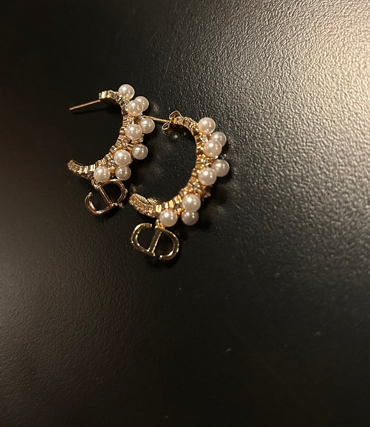 Élégance Pearl Hoops